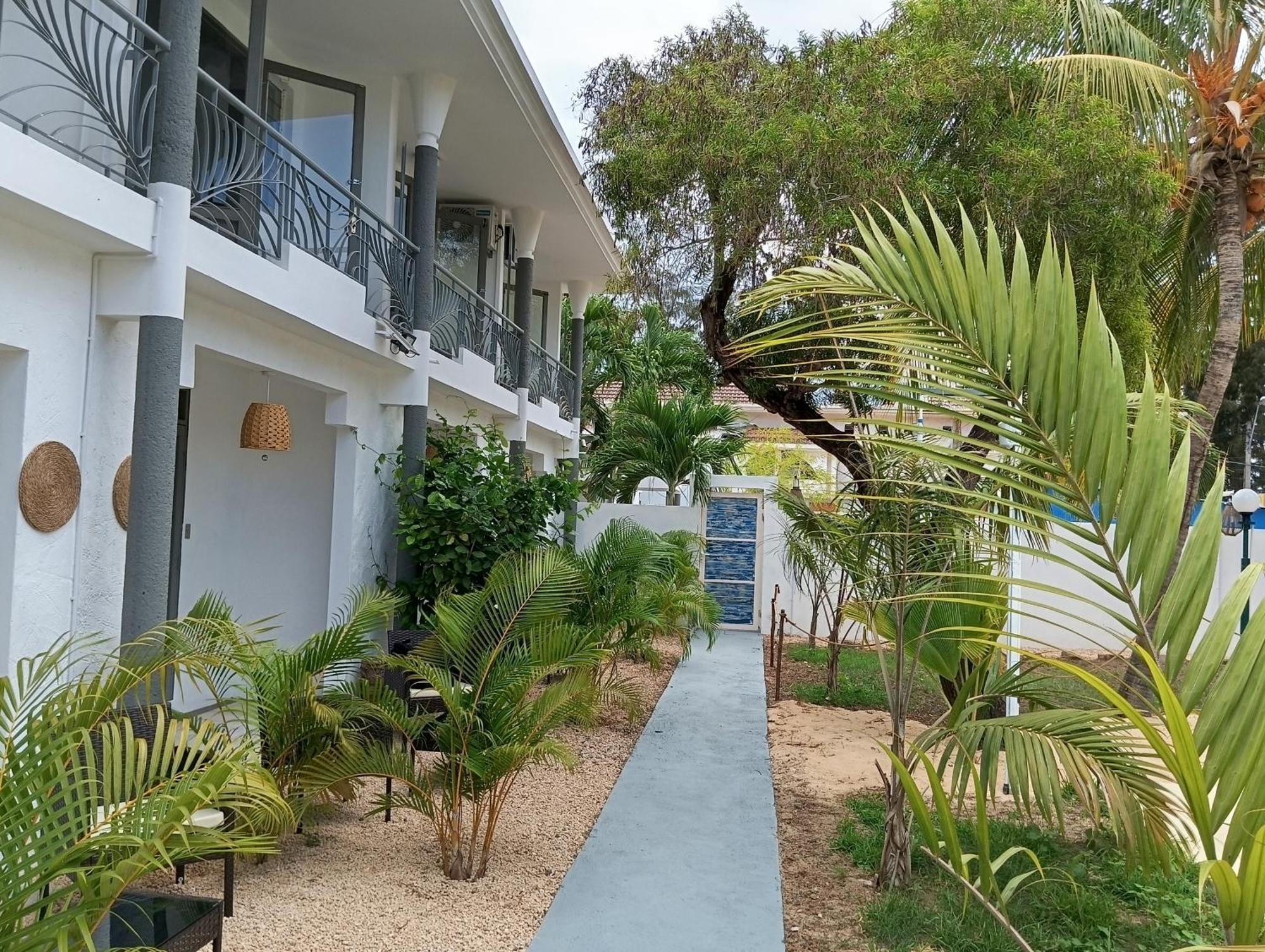Exotica Sense Aparthotel Flic en Flac Luaran gambar