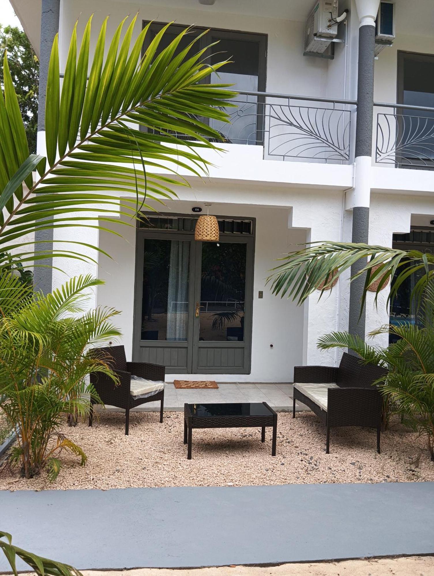 Exotica Sense Aparthotel Flic en Flac Luaran gambar