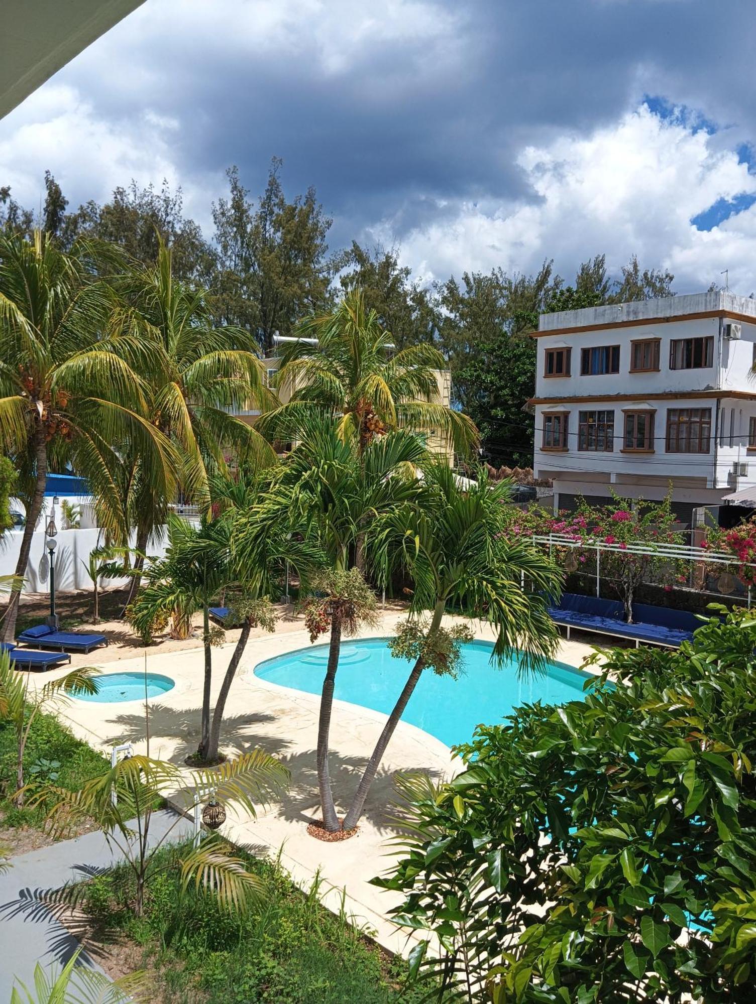 Exotica Sense Aparthotel Flic en Flac Luaran gambar